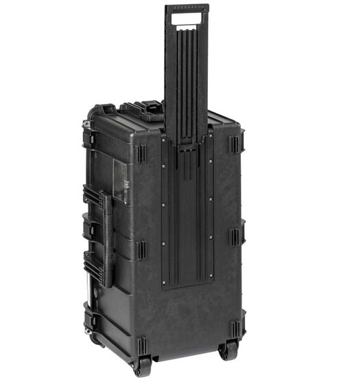 Explorer 7635Hl Waterproof Case With Wheels - Back/Standing